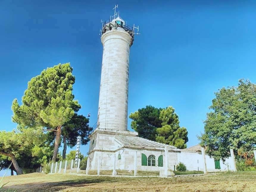 App Emona Apartment Basanija Bagian luar foto